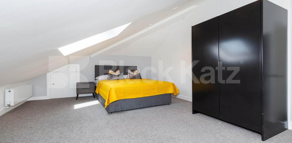 			VIRTUAL TOUR AVAILABLE!, 1 Bedroom, 1 bath, 1 reception Apartment			 TABERNACLE STREET EC2A, OLD STREET - SHOREDITCH - LIVERPOOL STREET